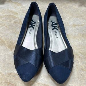 Navy Anne Klein Sport Women 8 1/2